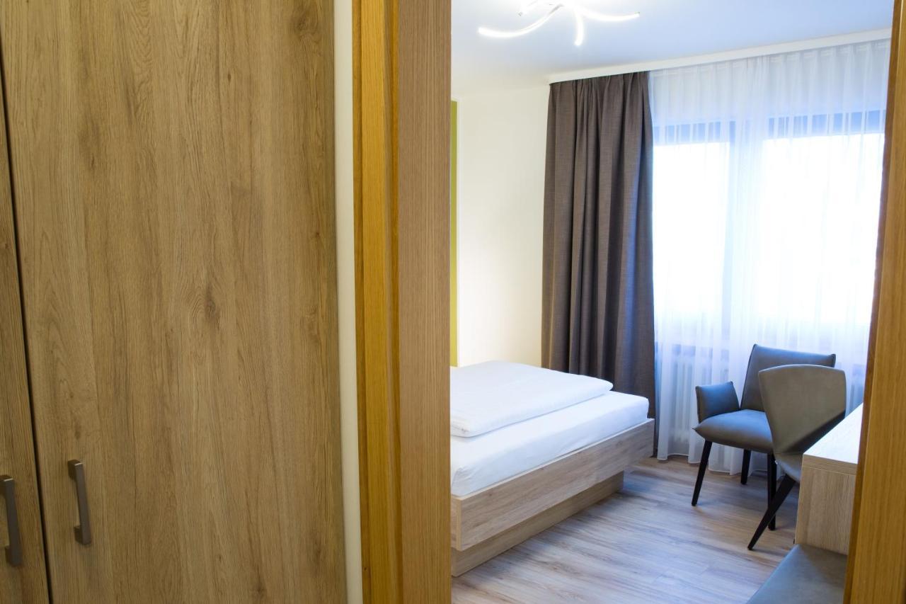 Проживание в семье Gaestehaus Wilms Кёльн